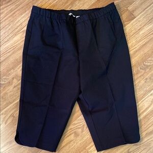 Isaac Mizrahi Women's Black Bermudas